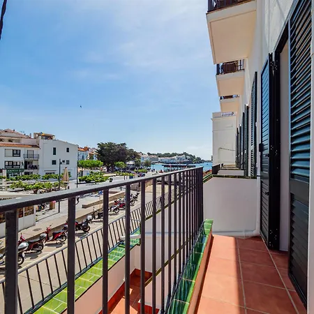 Hostal Marina Cadaques-3